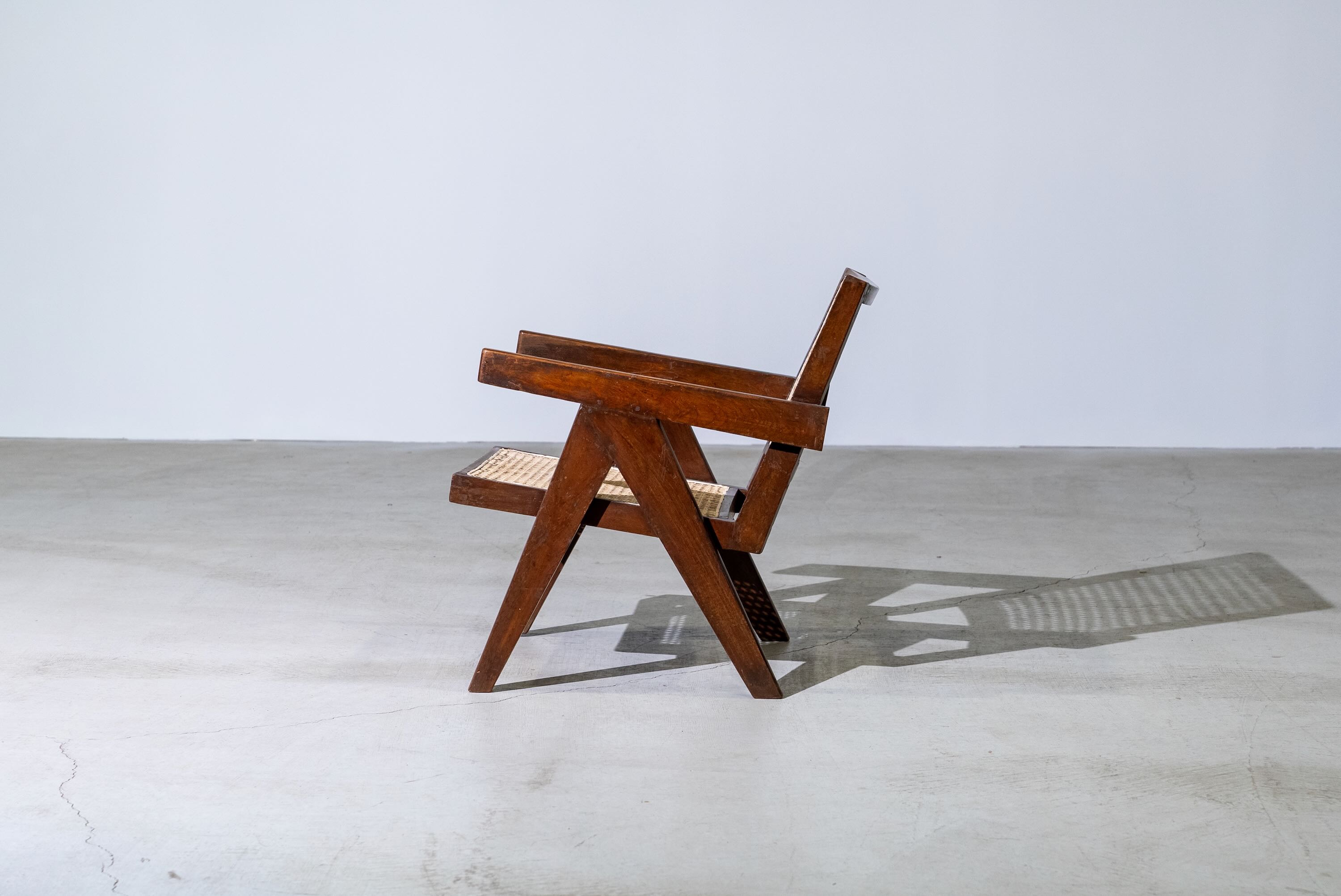 Pierre Jeanneret (ピエール・ジャンヌレ) | Easy Chair | Gallery Attic