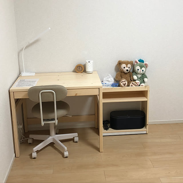 無印良品 パイン材デスクのおすすめ商品とおしゃれな実例 ｜ RoomClip