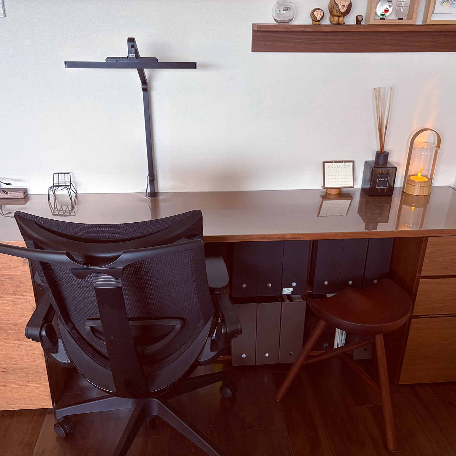 アクタス Mezzo2 Deskの商品を使ったおしゃれなインテリア実例