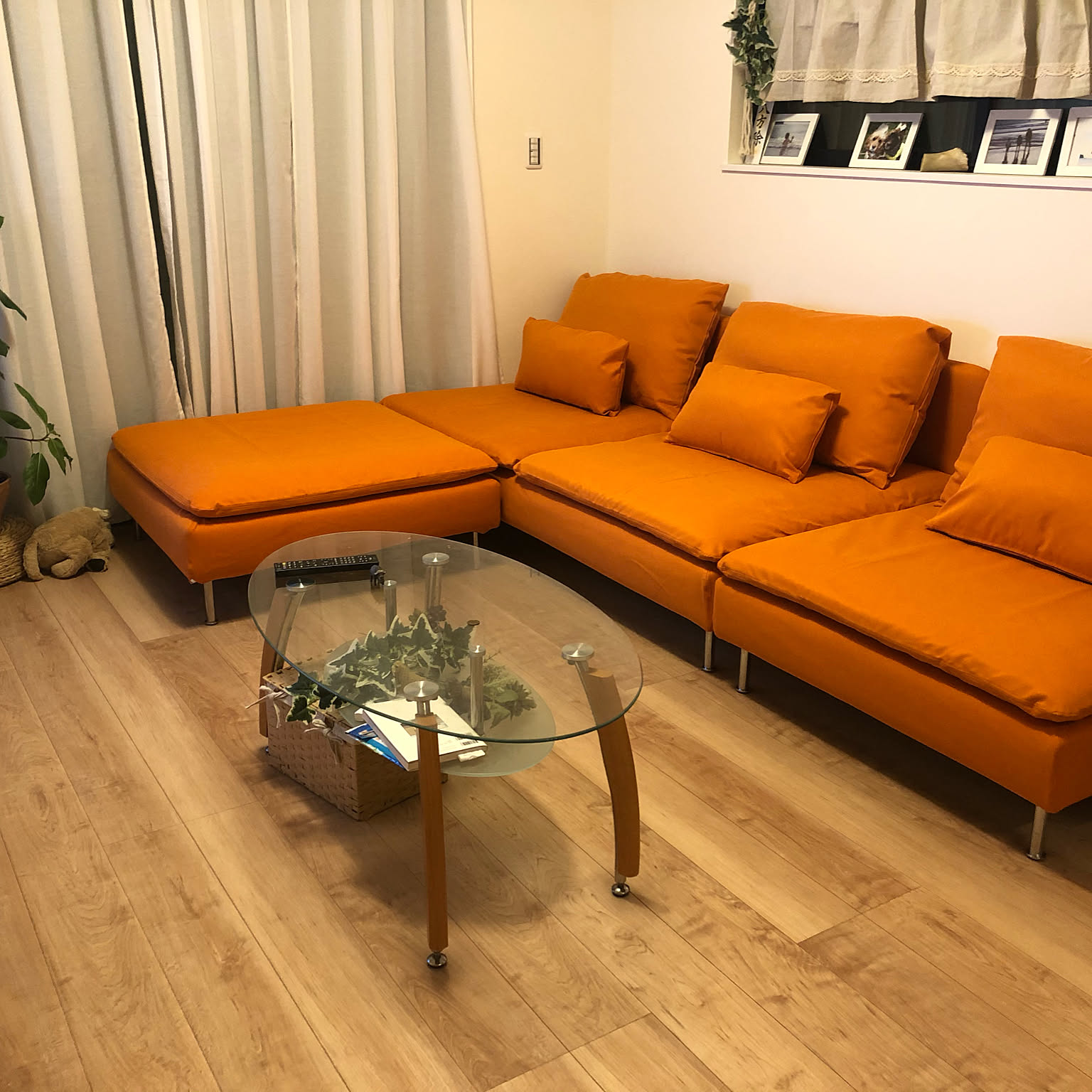 IKEA オレンジのソファーのおすすめ商品とおしゃれな実例 ｜ RoomClip