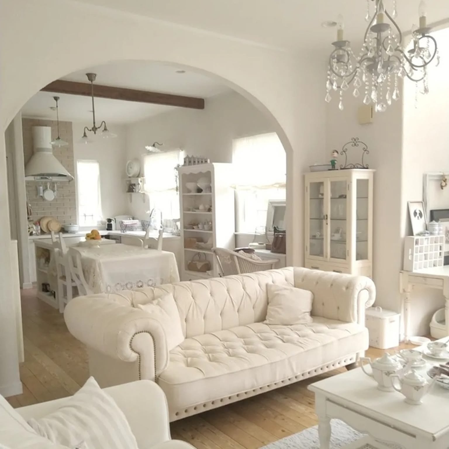 絵を飾る フランスアンティークのインテリア実例 ｜ RoomClip（ルーム