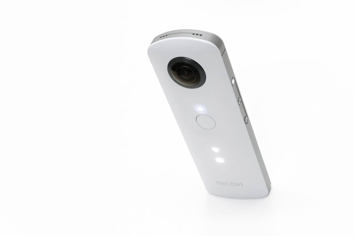 RICOH THETA SCを実写レビュー。はじめての360度カメラにおすすめのお