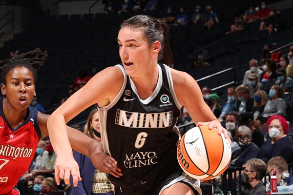 Minnesota Signs Courtney Williams and Alanna Smith