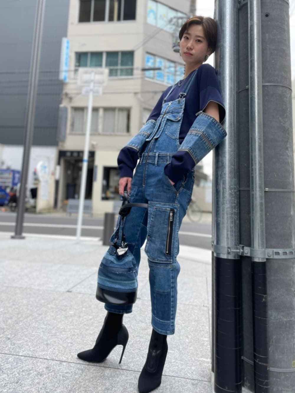 DIESEL（ディーゼル）の「レディース ニット デニム 切り替え ジップ