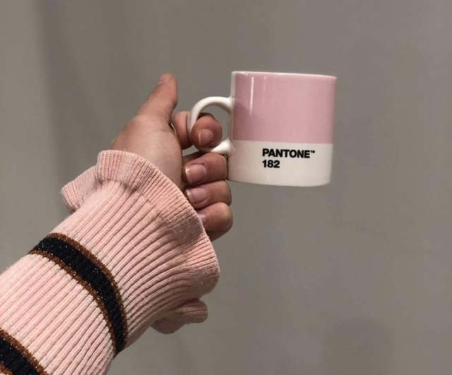 台湾 PANTONE コーヒーカップ (複数色あり) ギフトとして pantone-tw