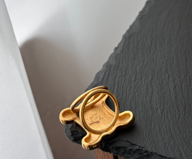 送料無料 12%OFF】香港 CELINE セリーヌ トリオンフ ロゴ フランス製