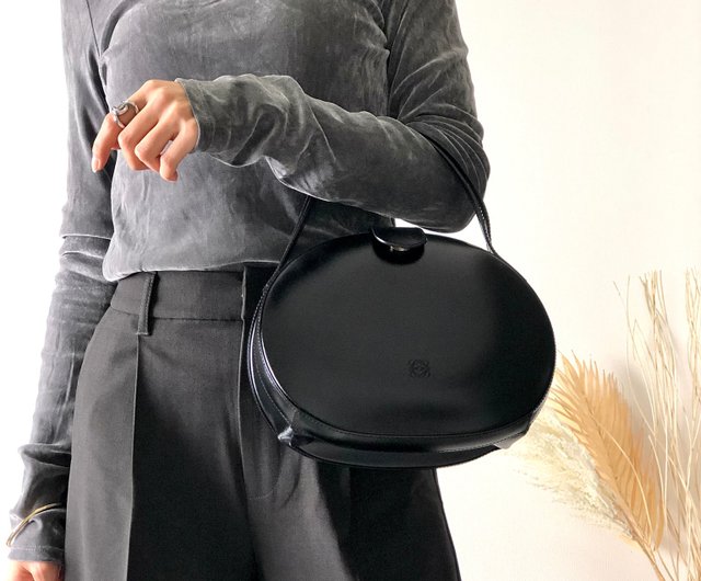 日本直送 名牌中古包 】LOEWE ロエベ アナグラム レザー ラウンド 2way
