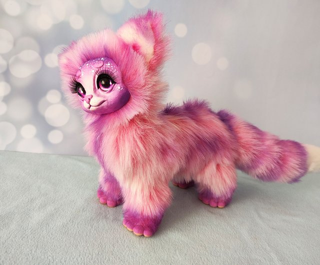 送料無料】ロシア ピンクの甘い猫、ぬいぐるみ、オーク、ポーズ可能な