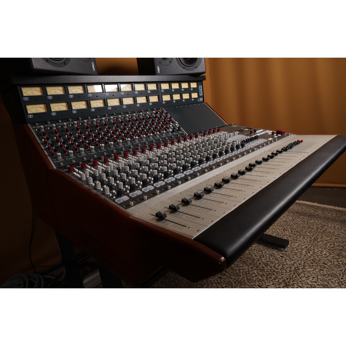 Rupert Neve 5088 Shelford 16 Channel Discrete Analog Console