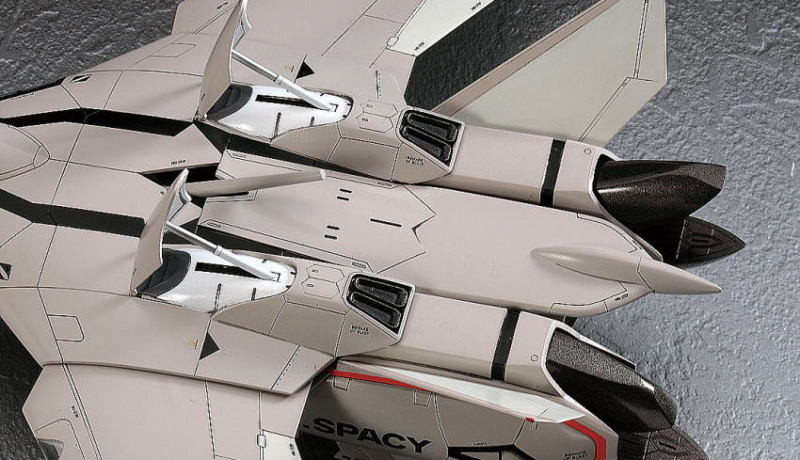 Hasegawa 1/72 Macross Plus VF-11B Thunderbolt Plastic Model