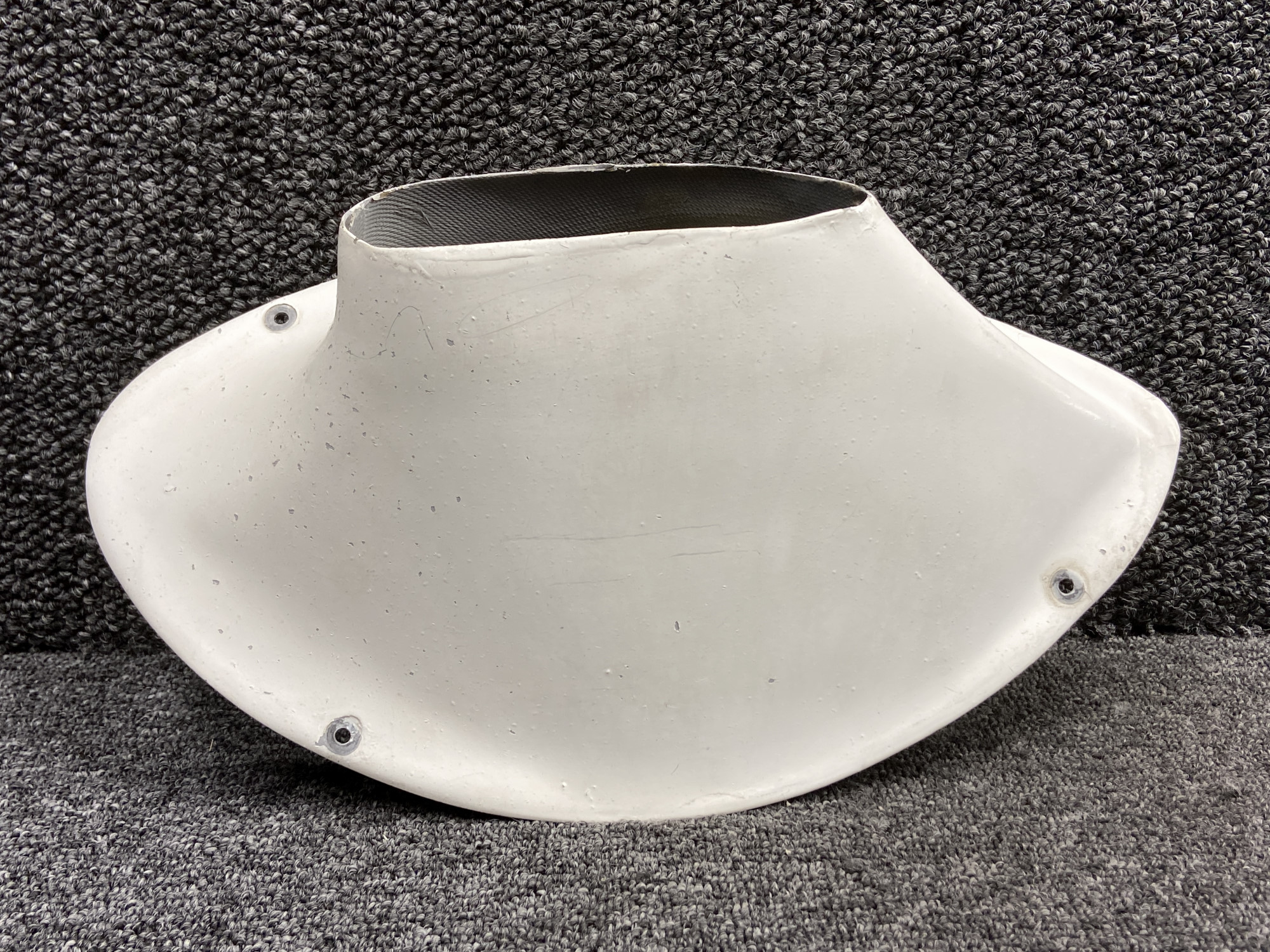 0723612-3 (Use: 0723612-3-791) Cessna 182R Lower LH Wing Strut Fairing