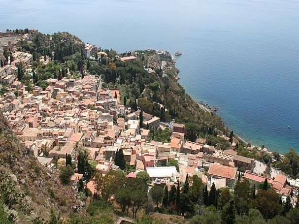 タオルミーナ半日観光ツアー＜貸切／午前／日本語アシスタント