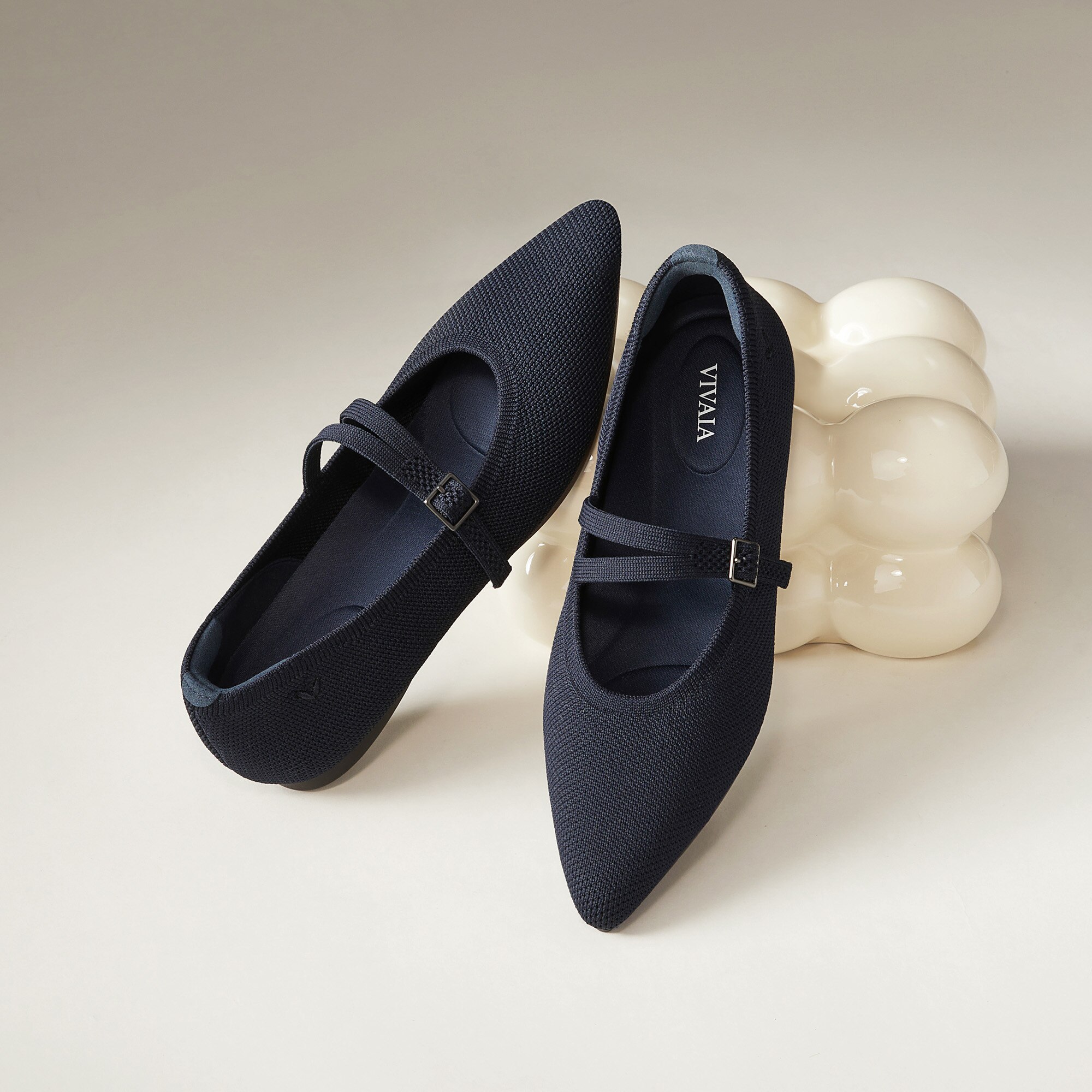 Pointed-Toe V-Strap Mary-Jane Flats (Aria Mary-Jane), NAVY, EU35