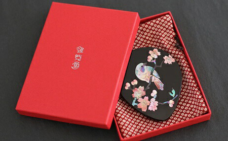 螺鈿細工 手鏡 桜に樫鳥(朱) 工芸品 民芸品 伝統技術 FAD-0202 | 富山