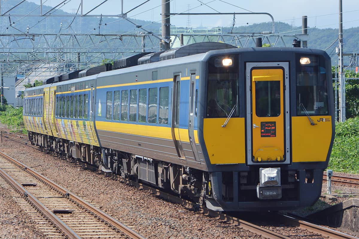 キハ187-1504が“スーパーまつかぜ”の増結車に｜鉄道ニュース｜2017年7