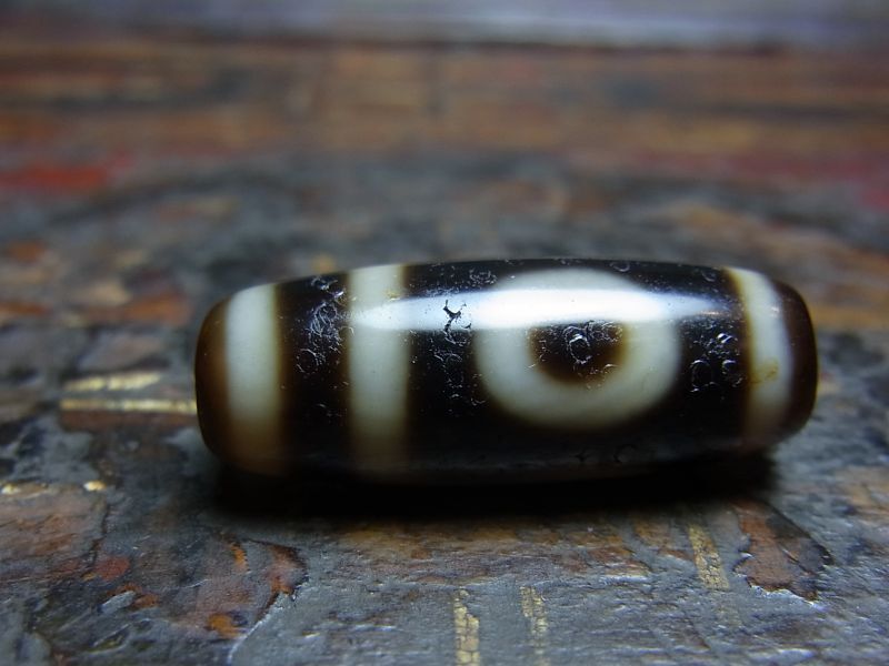 ジービーズ(2アイ・dzi mig ni pa) 二眼天珠 チベット天珠