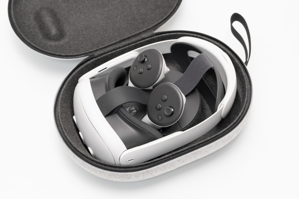 Quest 3携帯用ケースレビュー】携帯するには厳しい大きさ - ちーろぐ