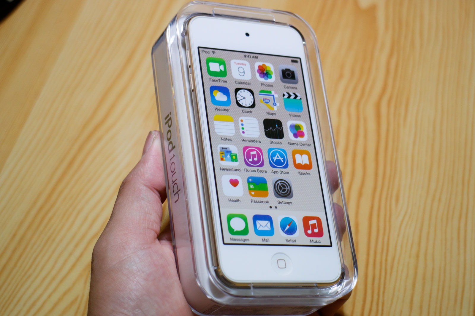 待ちに待ったiPod touch 第6世代 - Music Box