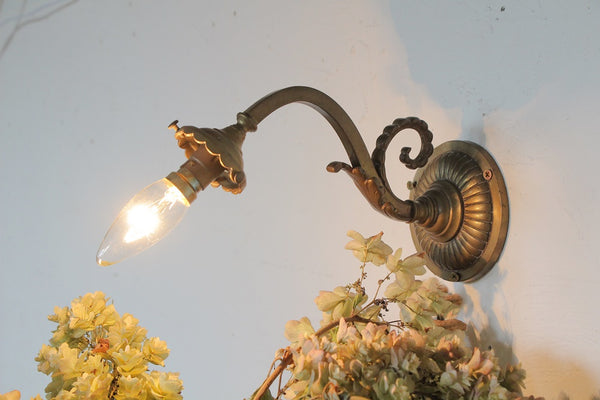 2点あり！曲線が美しい壁付け照明（ブラケット）奥行き25.5cm