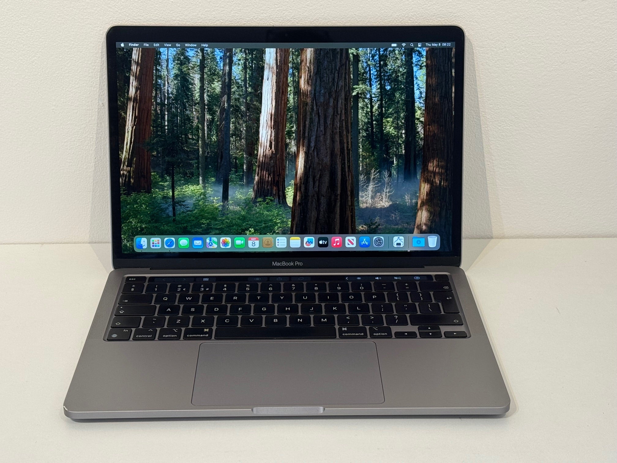 MacBook Pro 13-Inch M1 8-CORE, 8gb 256gb – Cheshire Macs