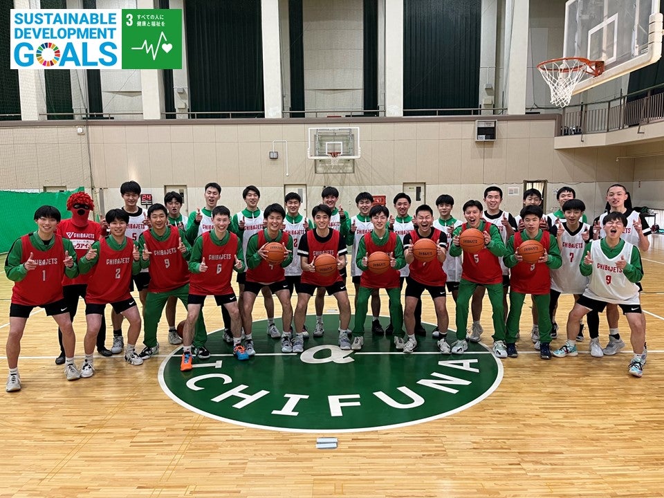 レポート】船橋市立船橋高等学校バスケ部にボールとビブスを寄贈のご