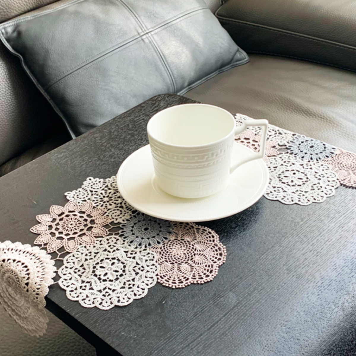 近沢レース店の歴史を感じられるアイテム。暮らしを豊かにする