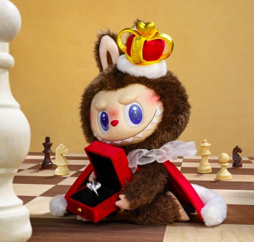 POP MART】『THE MONSTERS Let's Checkmate』王様LABUBUぬいぐるみ