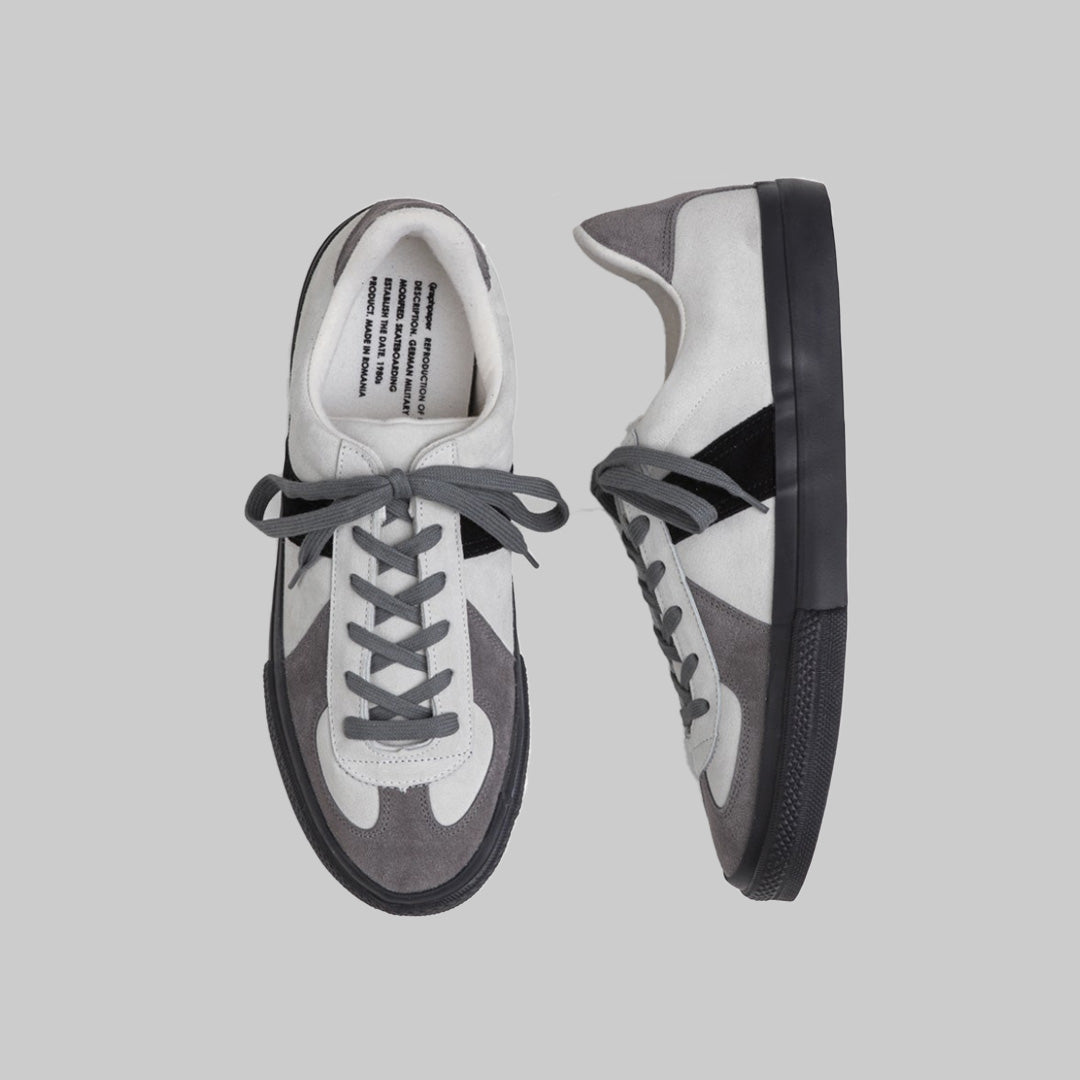 REPRODUCTION OF FOUND For Graphpaper GERMAN MILITARY TRAINER