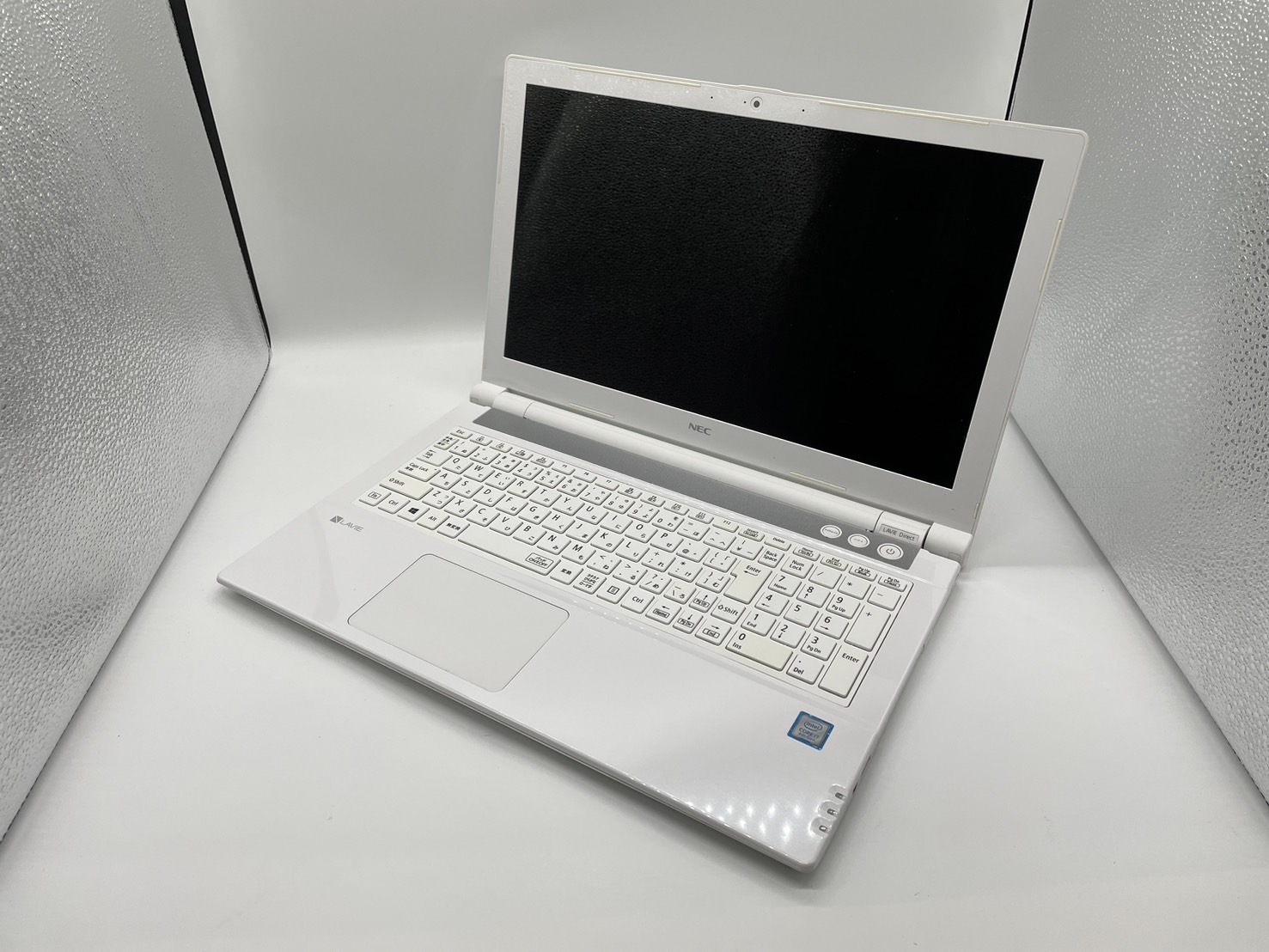 042.NEC LAVIE【第8世代 Core i7 8550U/15.6型/SSD1TB/メモリ8G