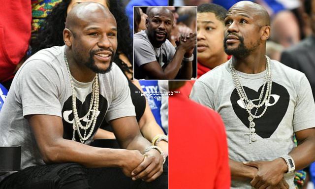 フロイド・メイウェザー着用！プレイ コムデギャルソン 半袖Tシャツ 黒