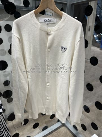 プレイ コムデギャルソン Uネック 白ハート カーディガン ナチュラル