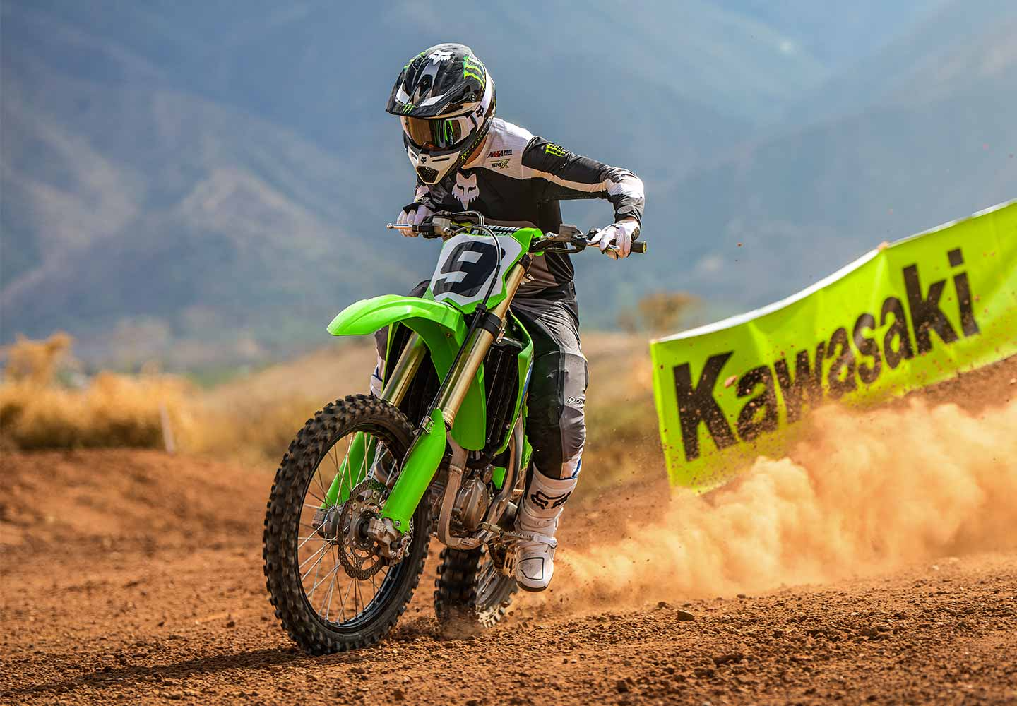 Kawasaki KX450 | 競技用車両|もっともパワフルなモトクロッサー