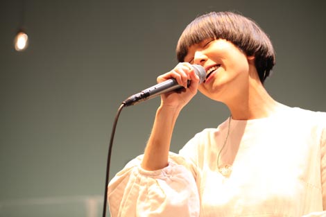 Salyu、新曲でミスチル桜井・小林武史と5年ぶりにタッグ | オリコン