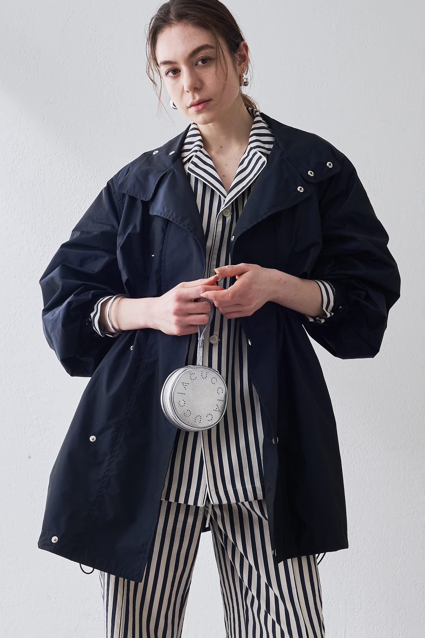 春へシフトする、大人の春アウター | Drawing Numbers(ドローイング