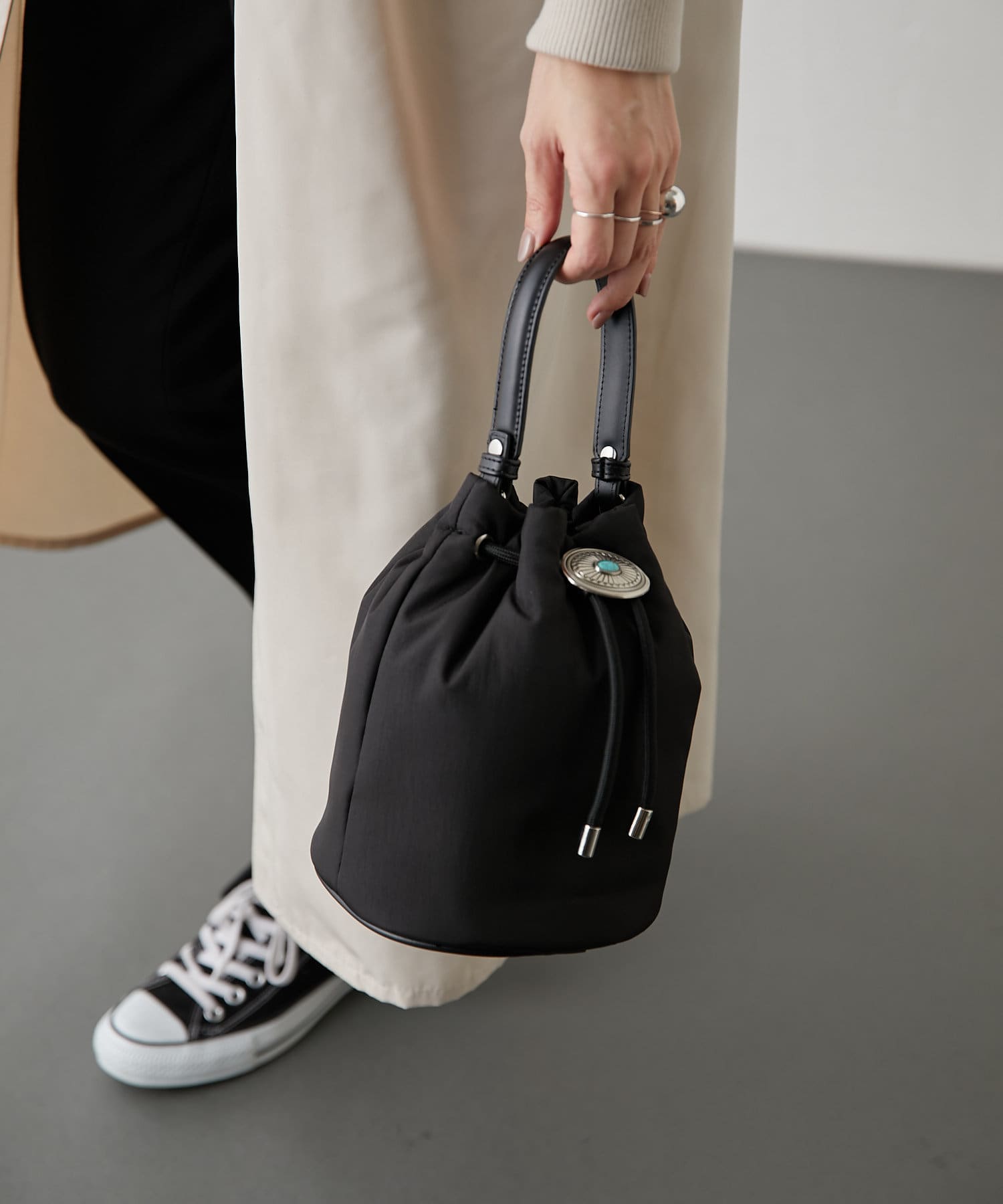 もうすぐ新入荷！】コンチョ好きにはたまらない！コンチョ巾着