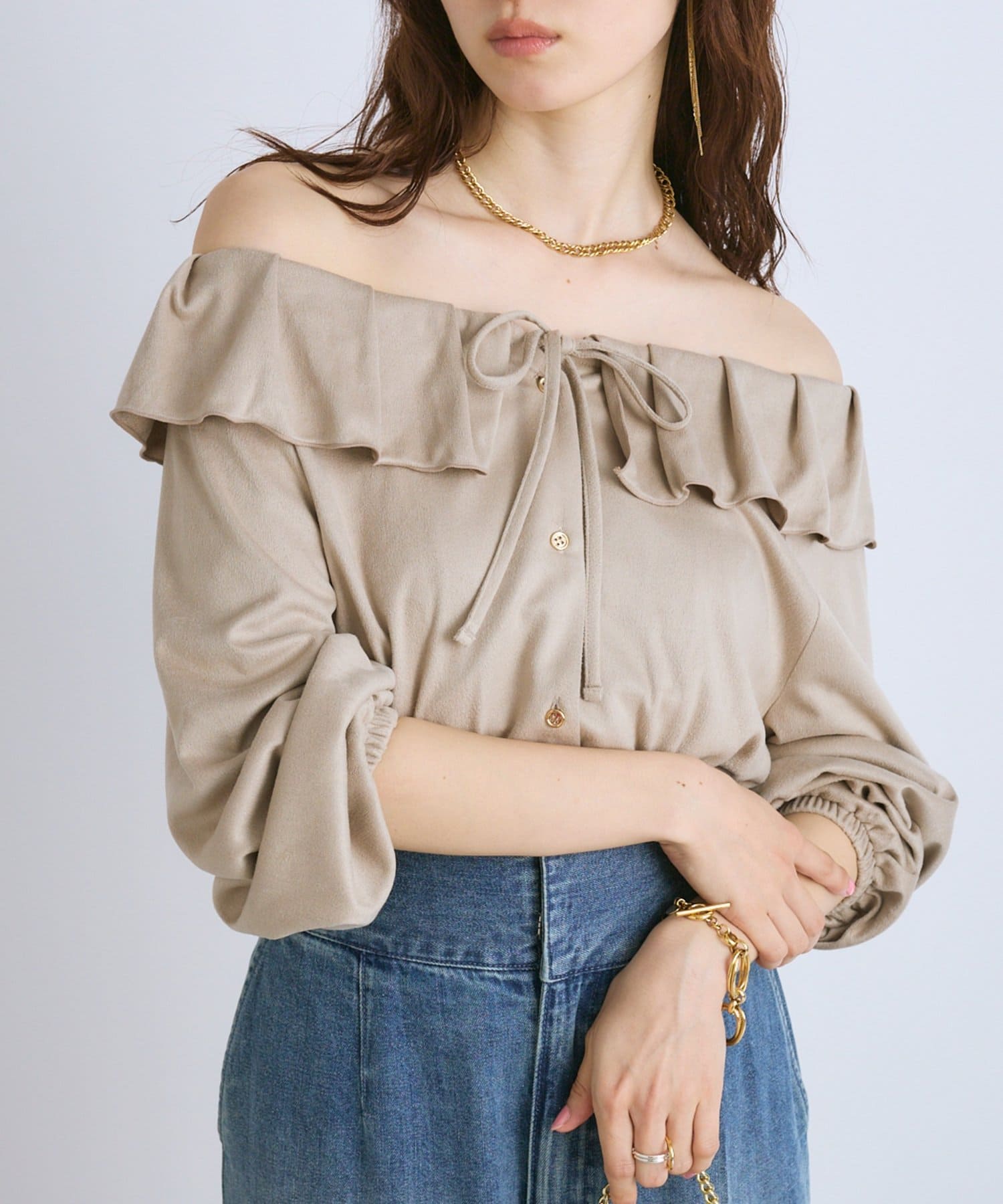 トレンド先取り】微起毛ギャザーフリルリボンブラウス | La boutique