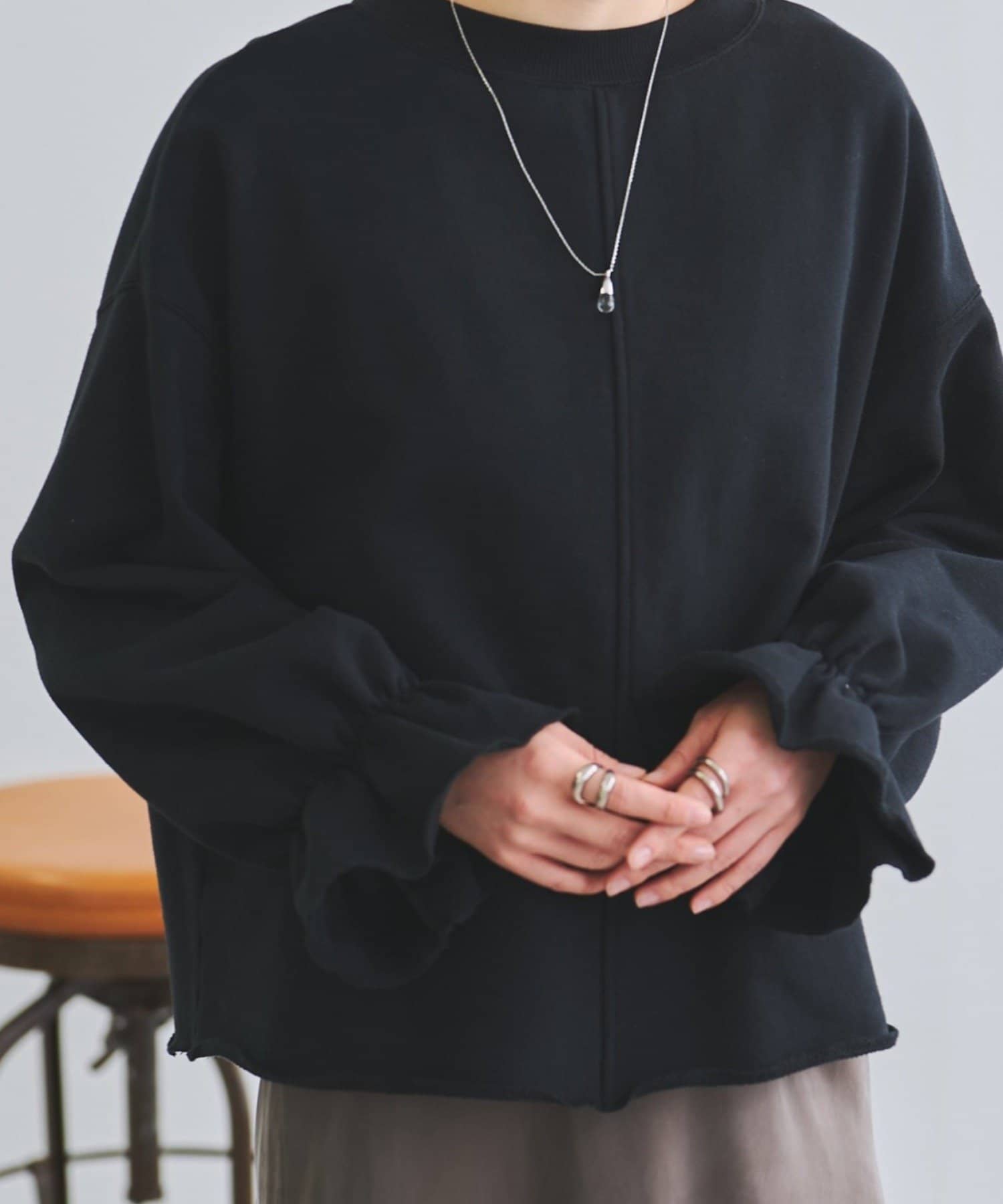 袖口フリルトレーナー | BEARDSLEY(ビアズリー)レディース | PAL