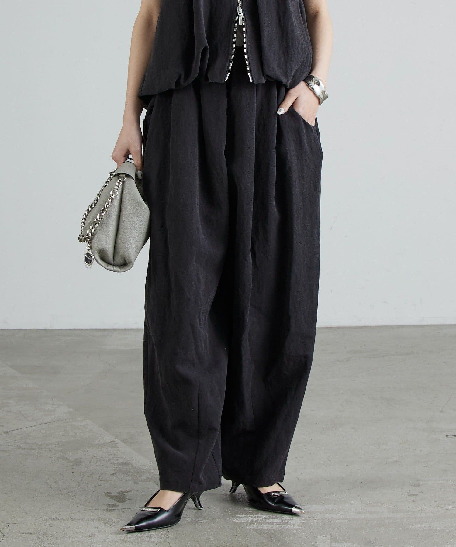 フロントタックカーヴィーパンツ | Lui's(ルイス)レディース | PAL