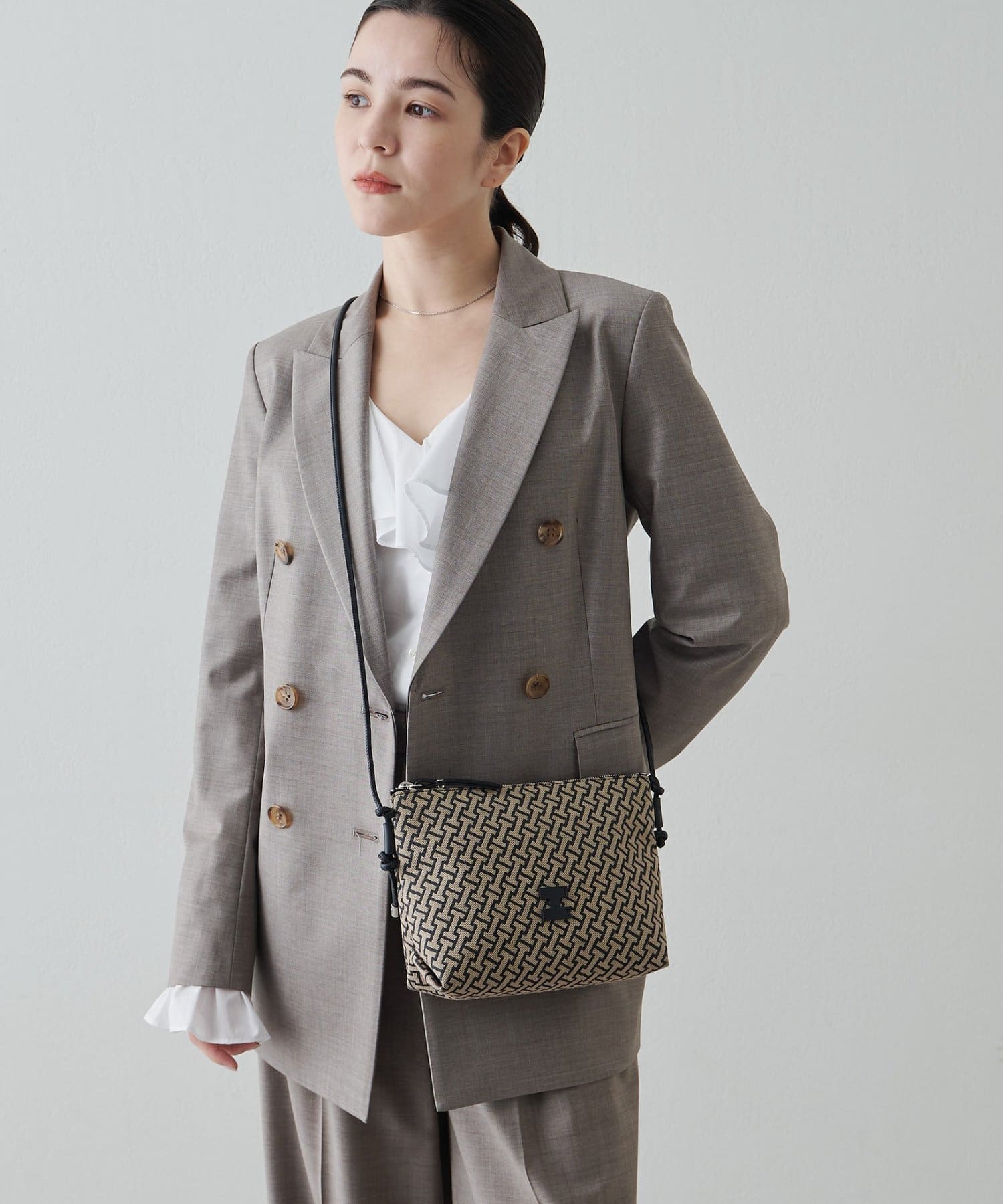 モノグランマ ポーチSD JACQUARD/RUGA | IACUCCI(イアクッチ