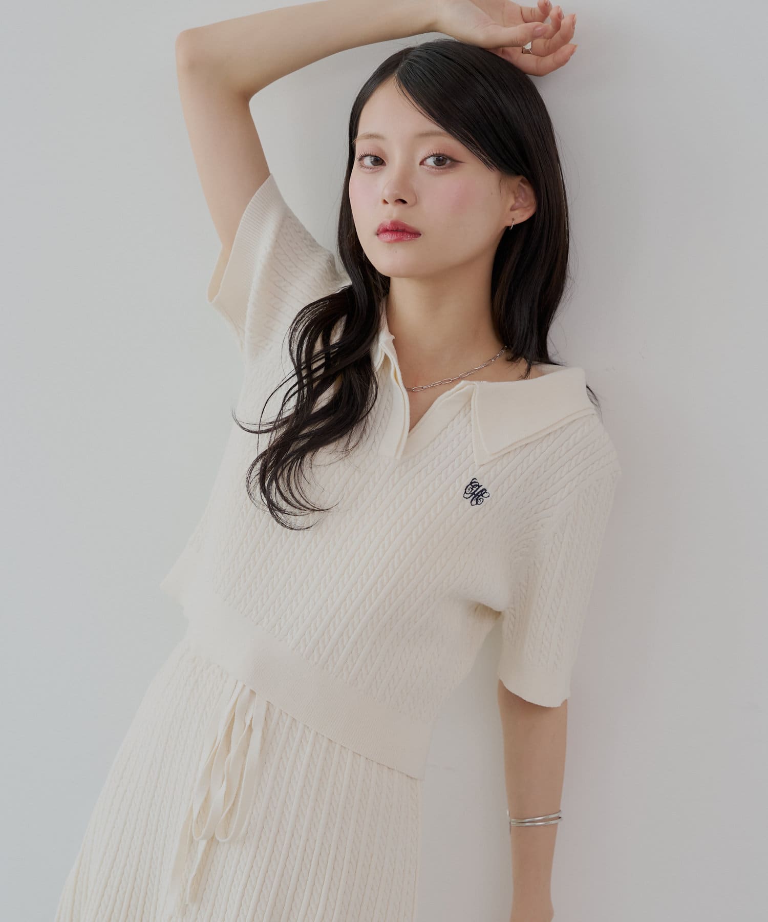 6色展開/セットアップ対応】レイヤードケーブル刺繍ポロニット | Chico