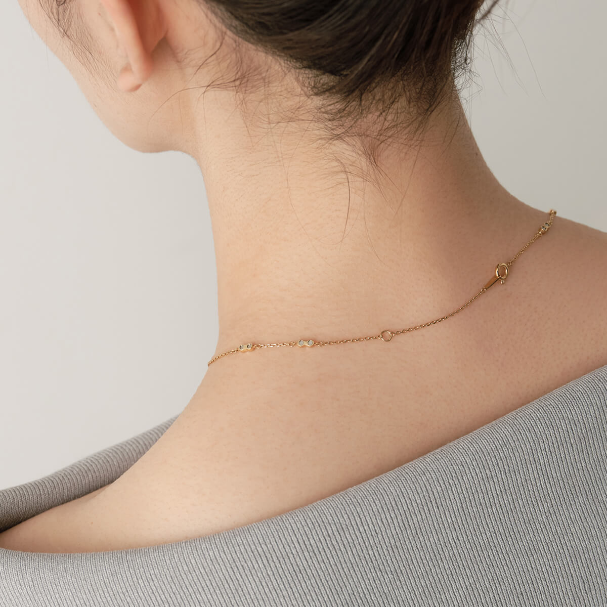 直営店限定】Lierrey カーブ ネックレス（レディース／長さ：42cm