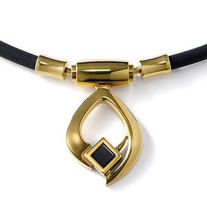 コラントッテ ネックレス TAO ARC（タオ アーク）| 磁気ネックレス