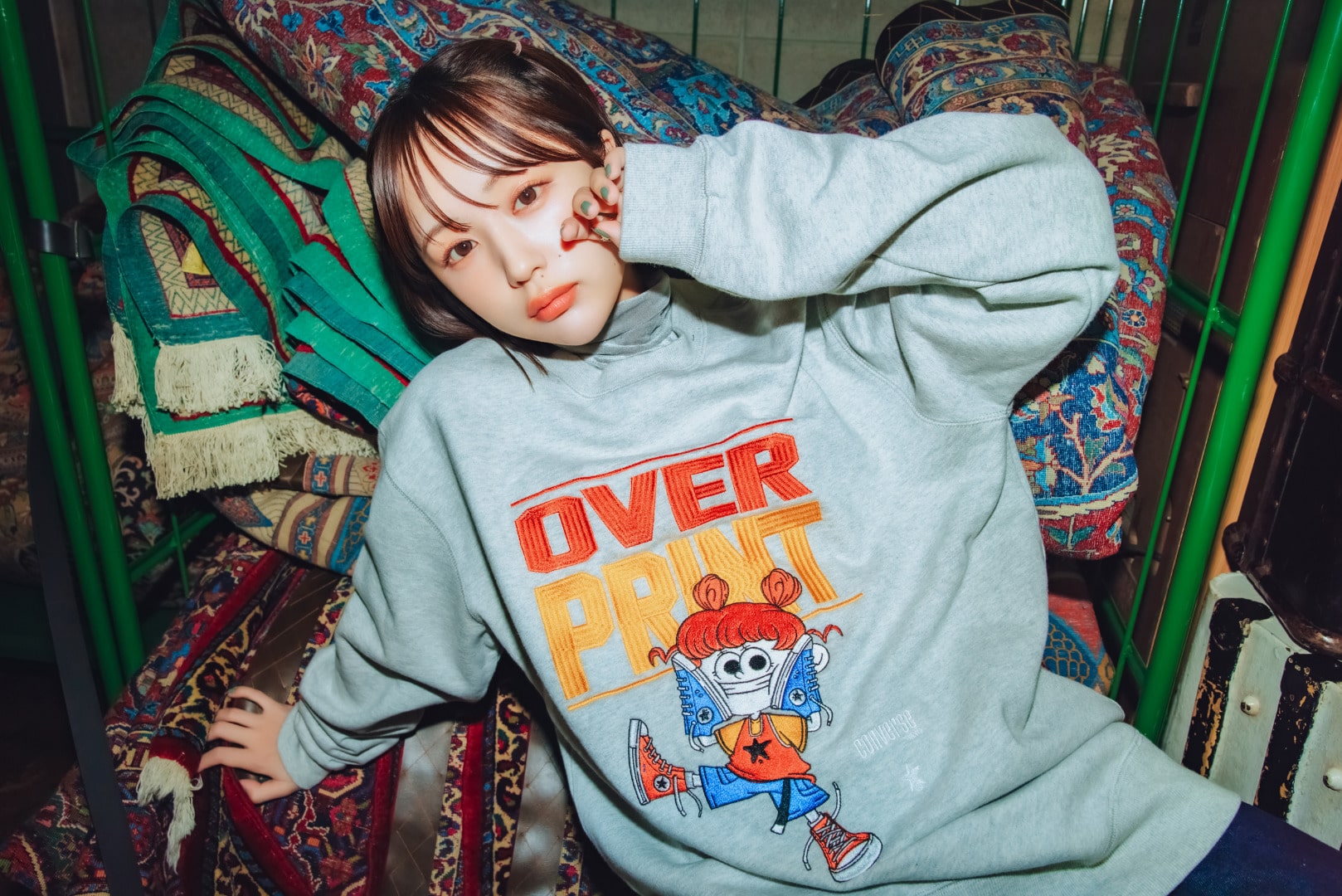 over print】Z世代を魅了し続けるストリートブランドとの初の