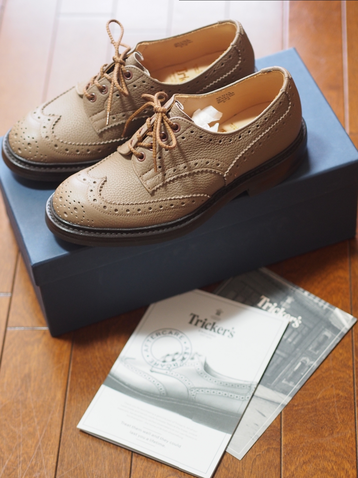 Tricker's M5633 BOURTONバートン TAUPE SHRUNKEN GRAIN: いろいろな