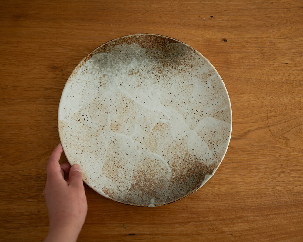 WEB限定】雪志野メタ9寸皿 -器市- | cocochi ｜ 家具と服と暮らしの店