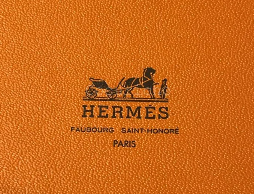 エルメスの箱には秘密が？本物と偽物の違い。 | クーリッシュのブログ