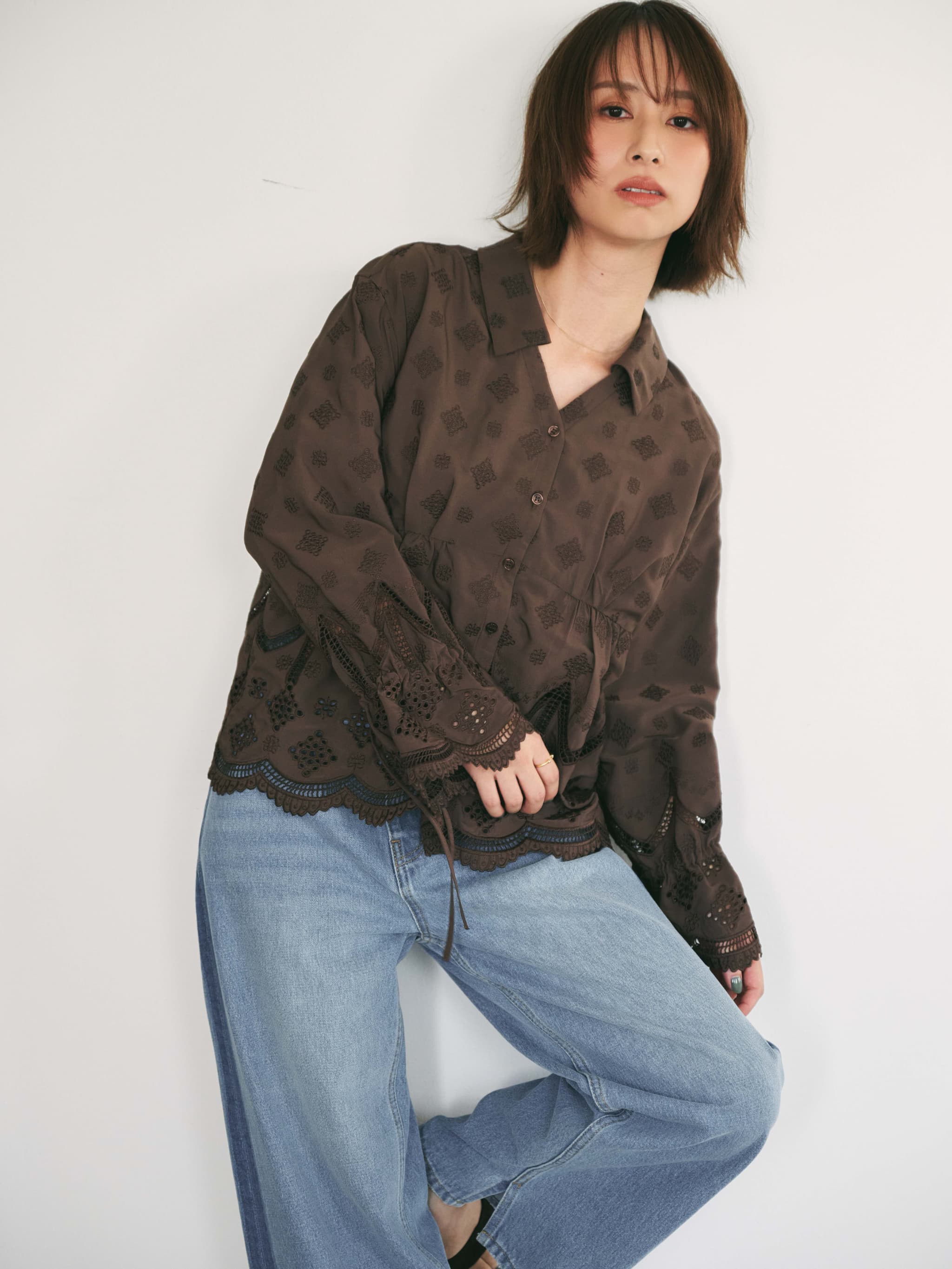 エンブロイダリーリボンスリーブブラウス | 小柄・低身長女性向け