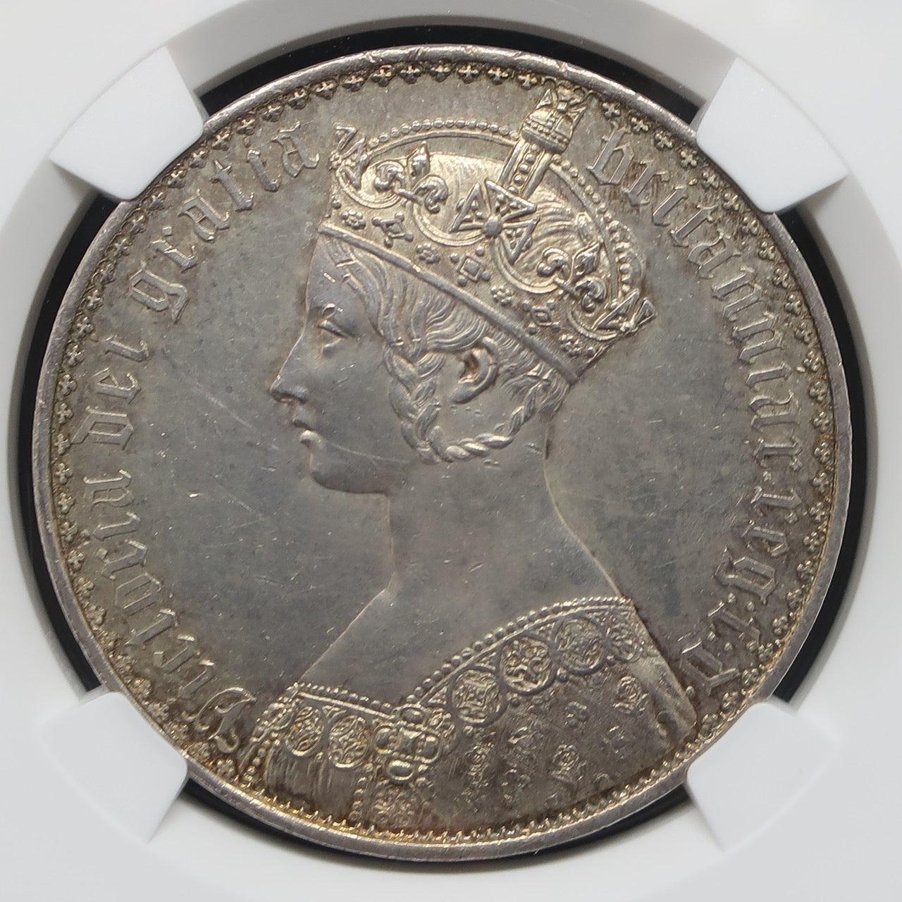 1847 イギリス ゴシッククラウン銀貨 ヴィクトリア女王 アンデシモ