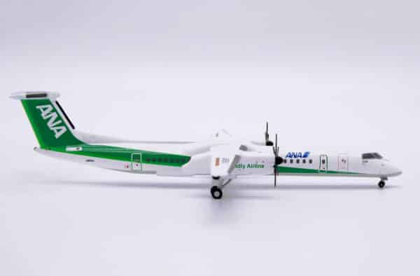 JC Wings 1:400 ANA All Nippon Airways (ANA Wings) Bombardier DHC-8