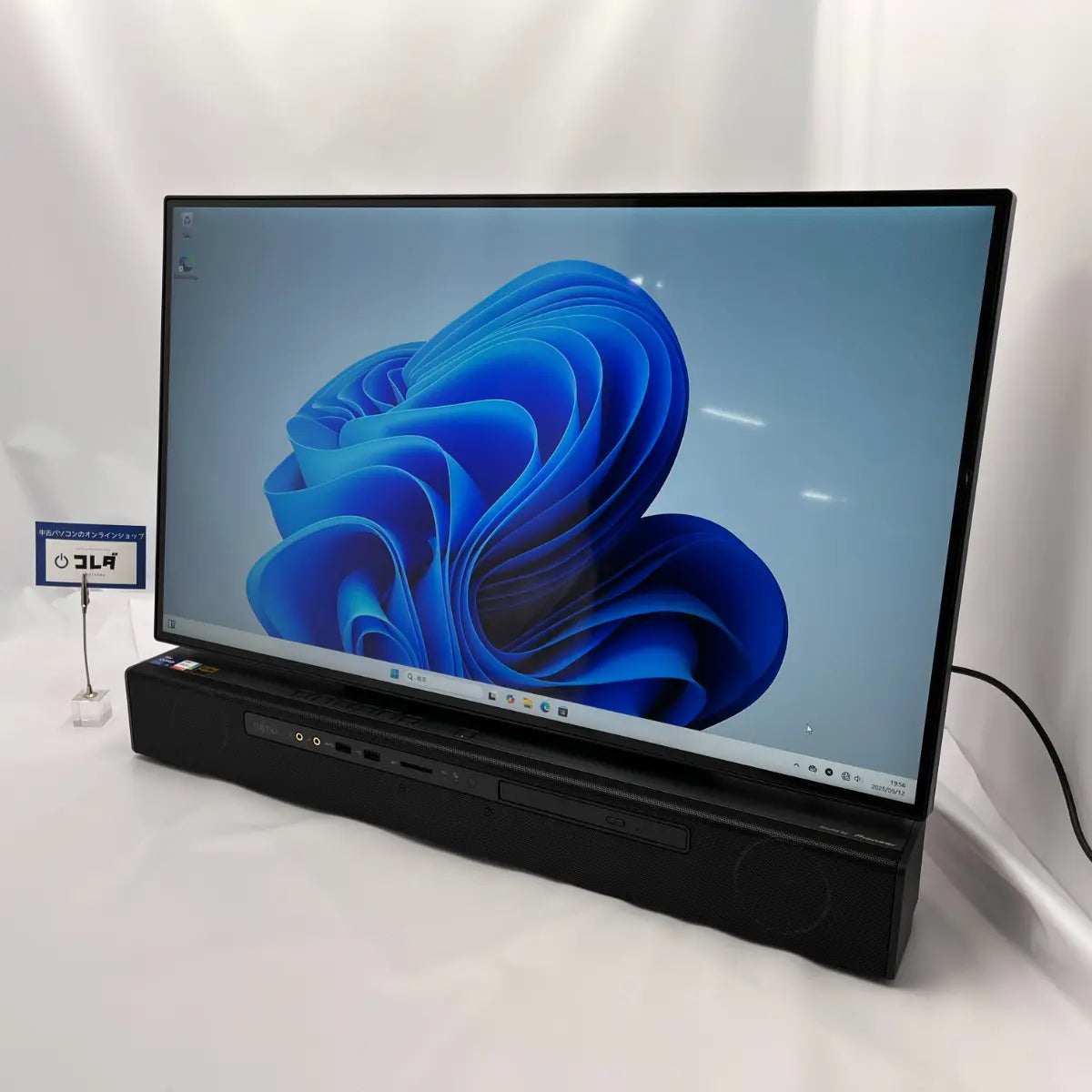 FUJITSU 富士通 ESPRIMO FH90 - F3 | Core i7 11世代 | メモリ 16GB